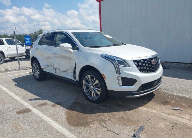2024 CADILLAC XT5