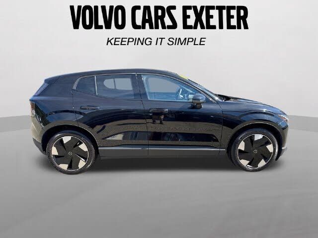 2025 VOLVO EX30