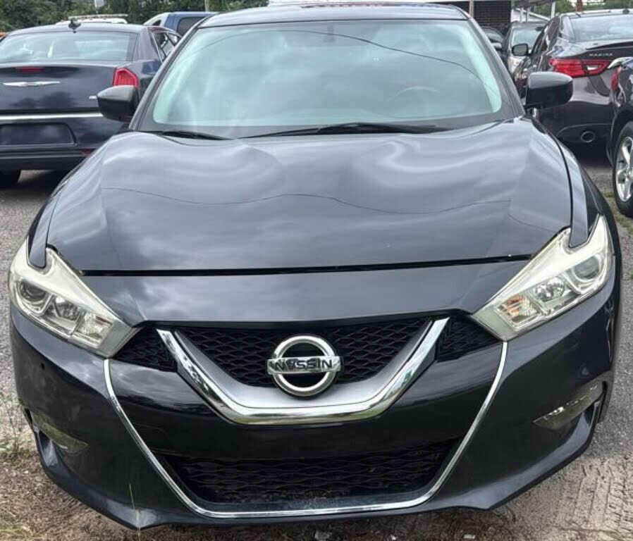 2017 NISSAN Maxima