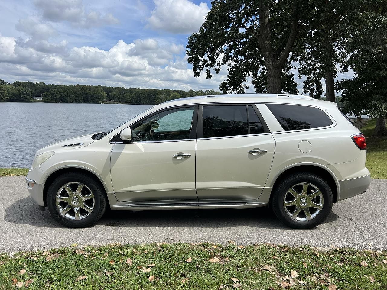 2009 BUICK Enclave