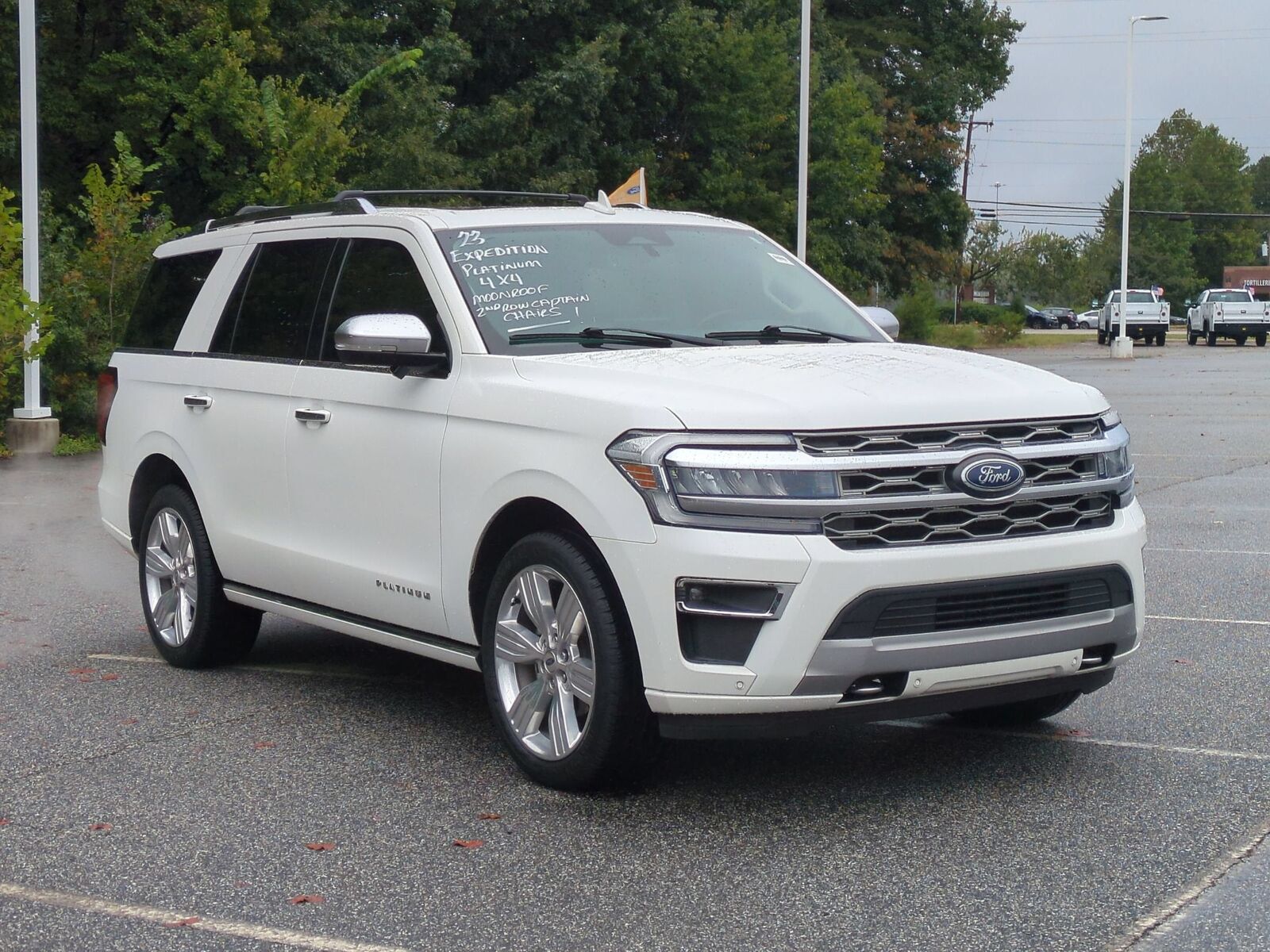 2023 FORD Expedition