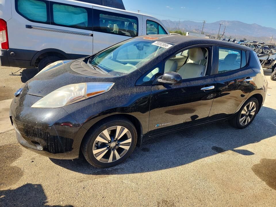 2015 NISSAN Leaf