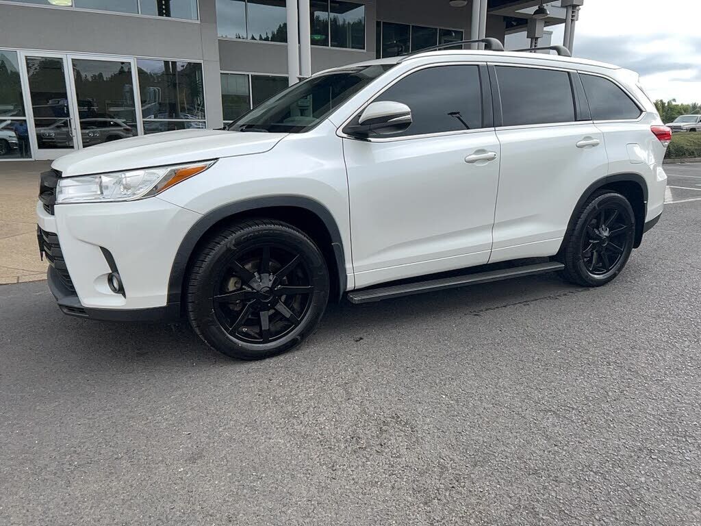 2018 TOYOTA Highlander