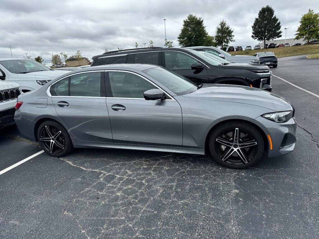 2025 BMW 330i