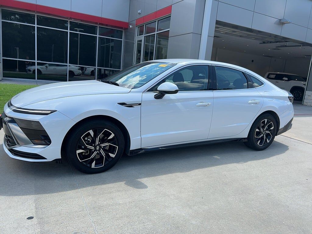 2025 HYUNDAI Sonata