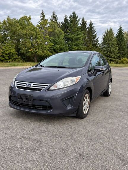 2013 FORD Fiesta
