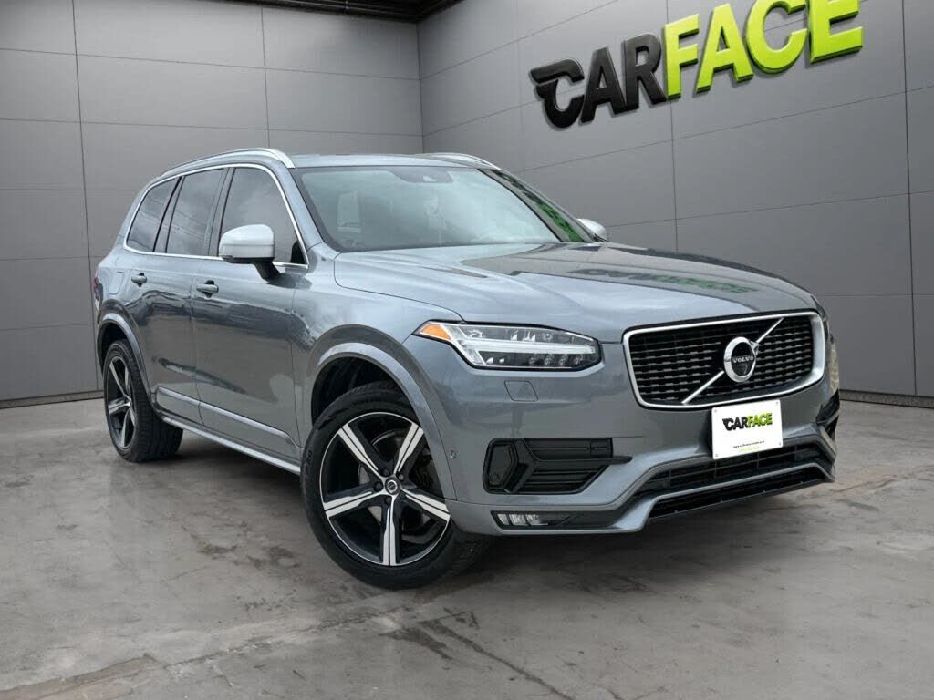 2019 VOLVO XC90