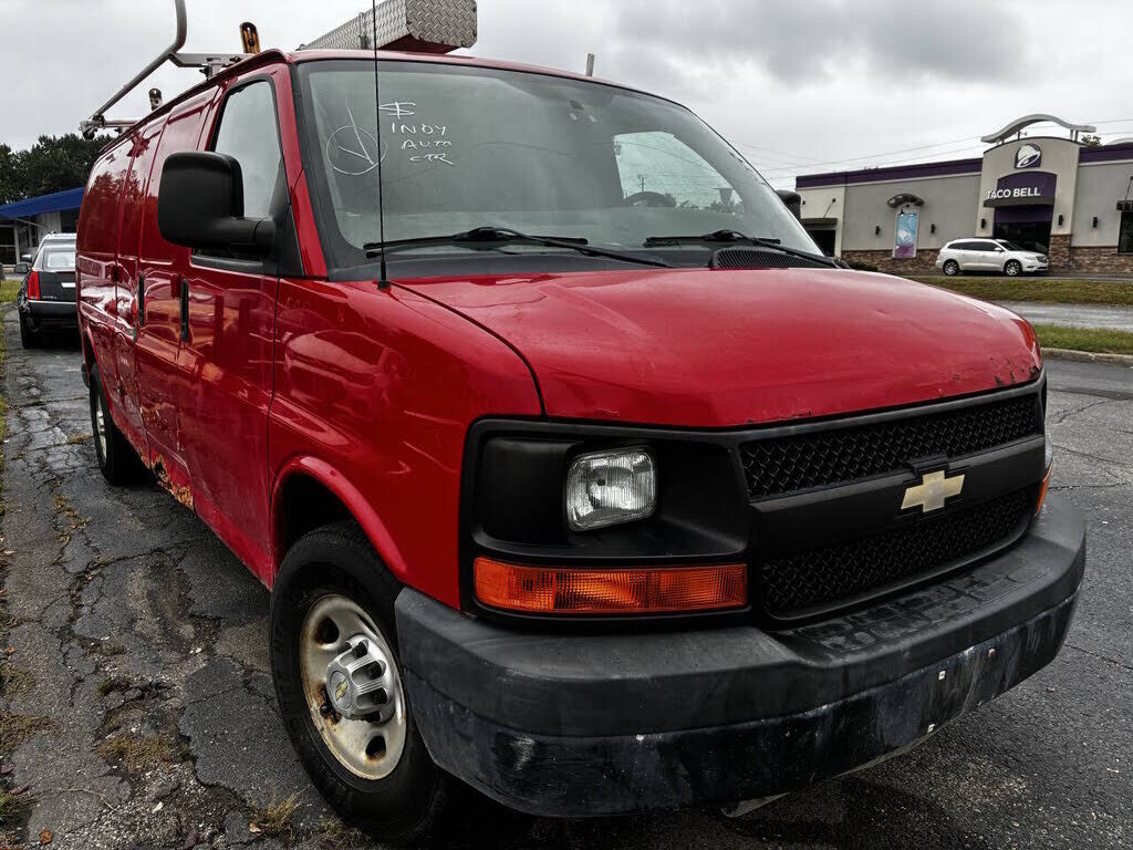 2013 CHEVROLET Express