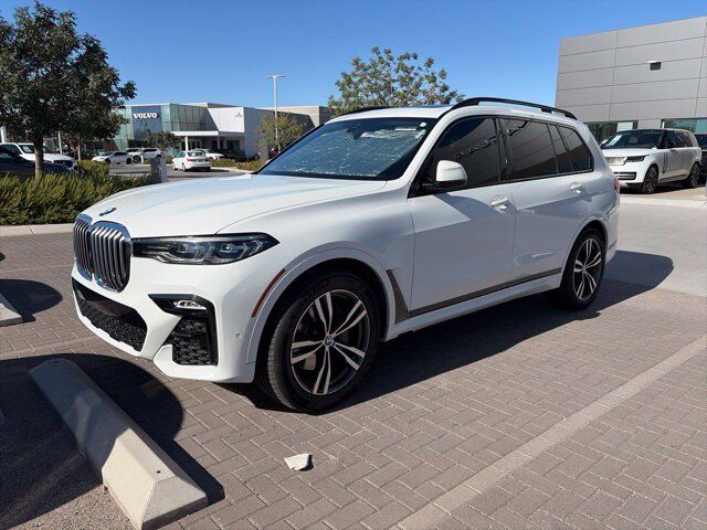 2021 BMW X7