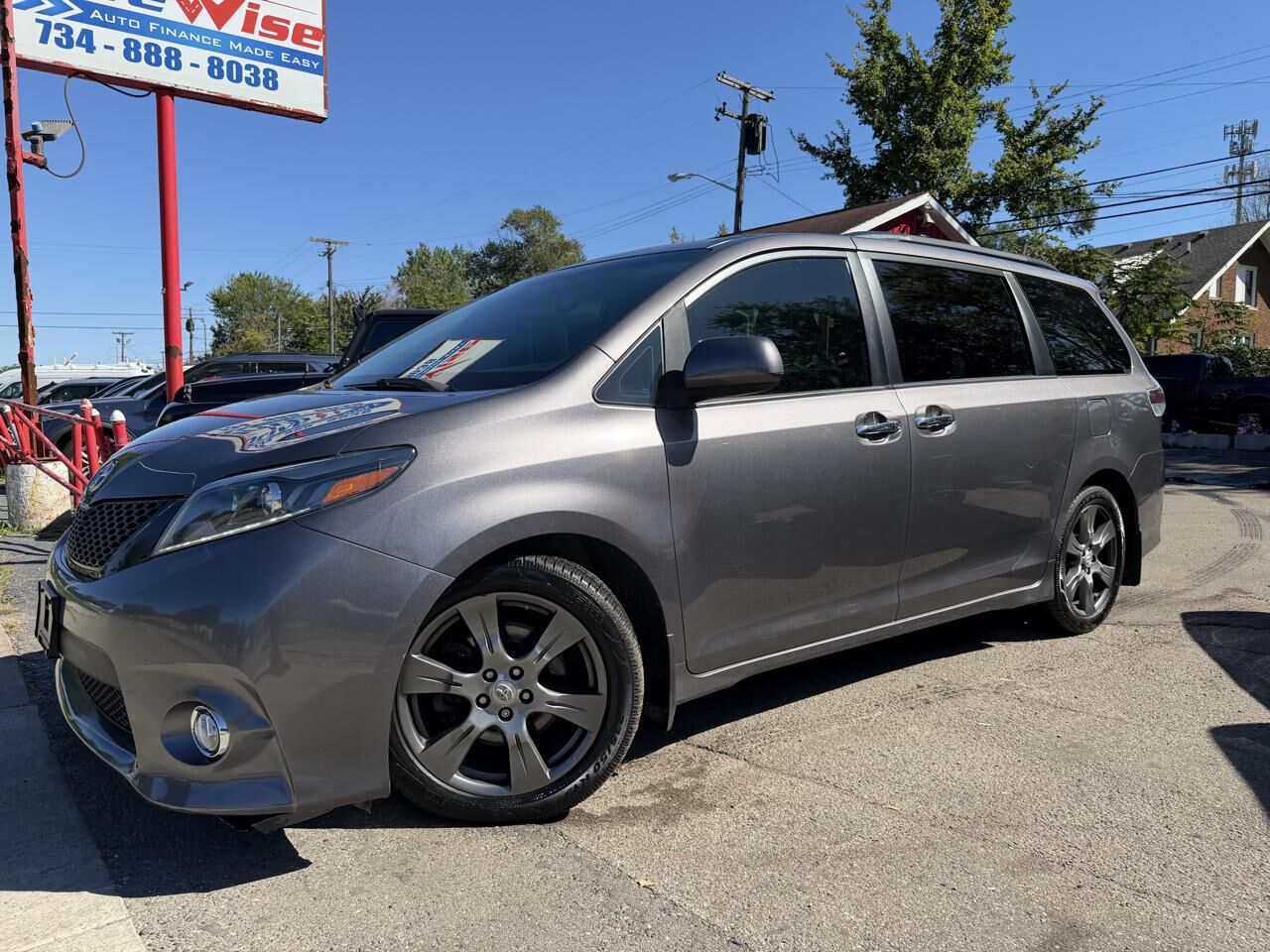 2017 TOYOTA Sienna