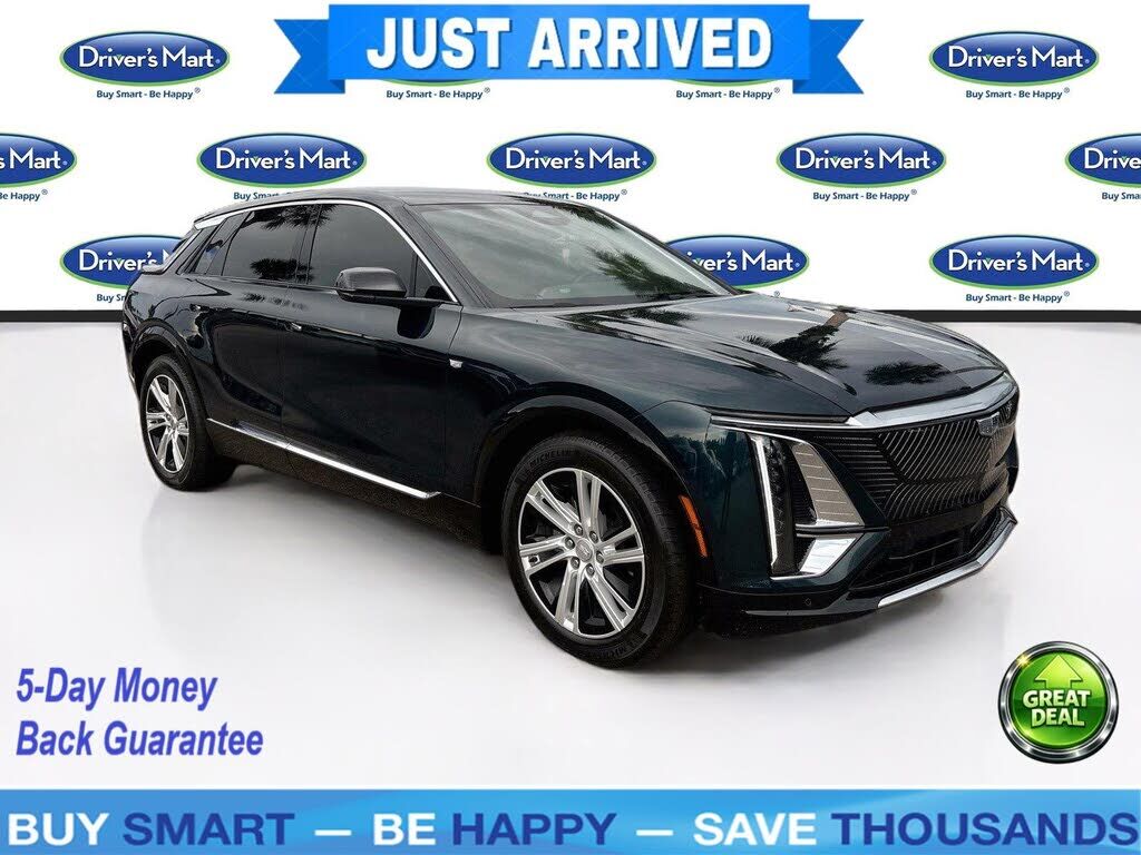2024 CADILLAC Lyriq