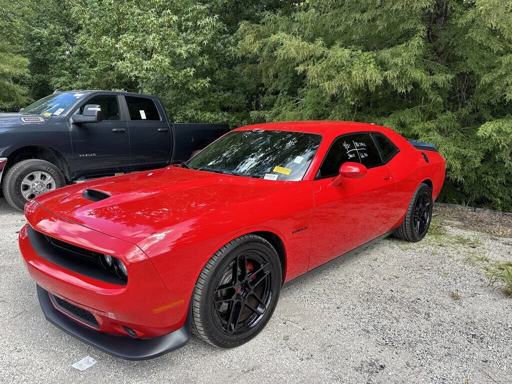 2021 DODGE Challenger