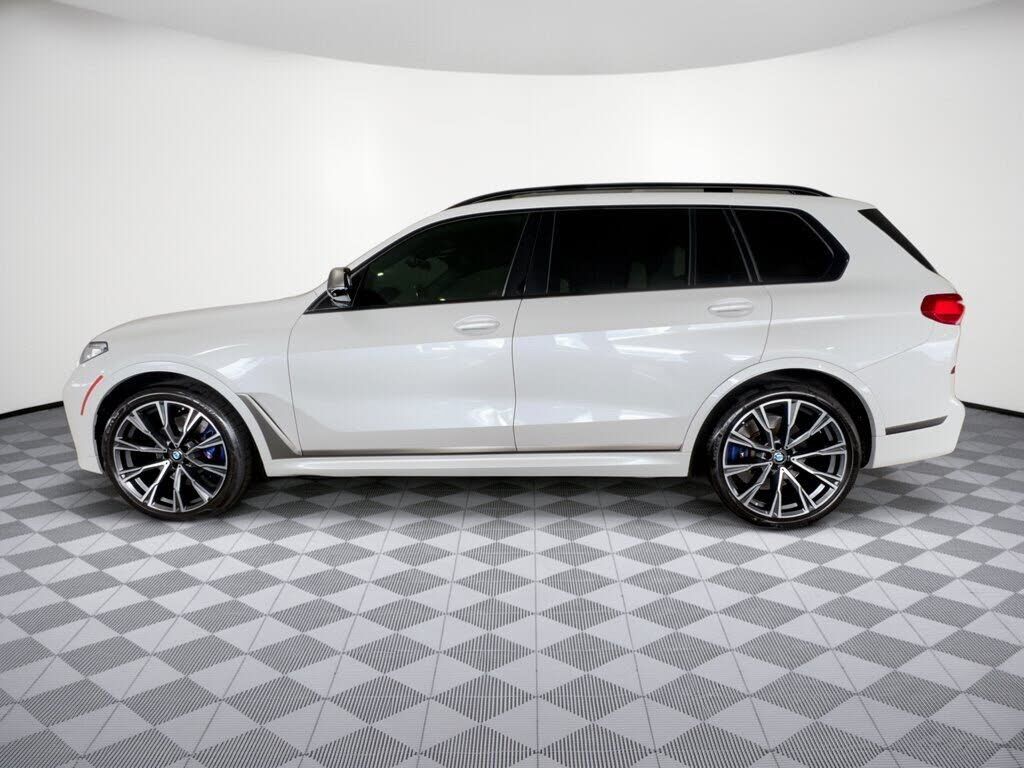 2021 BMW X7