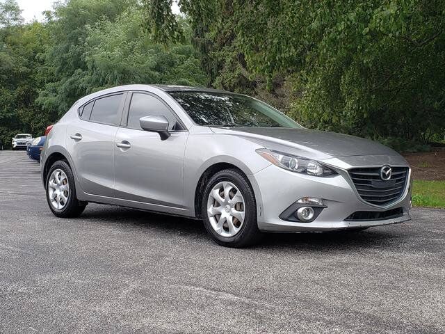 2016 MAZDA Mazda3