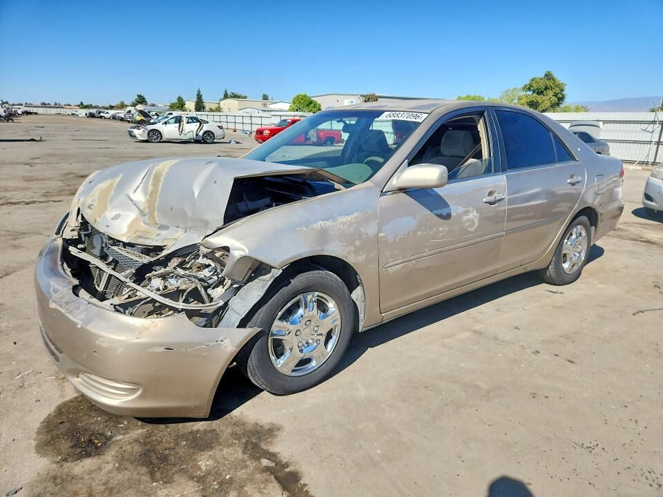 2004 TOYOTA Camry
