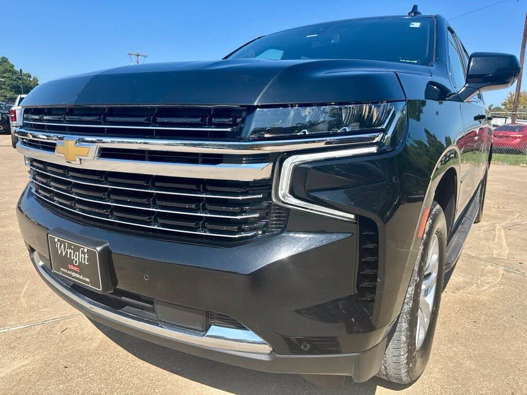 2023 CHEVROLET Suburban