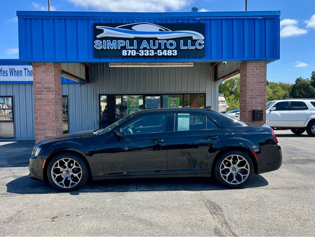 2018 CHRYSLER 300