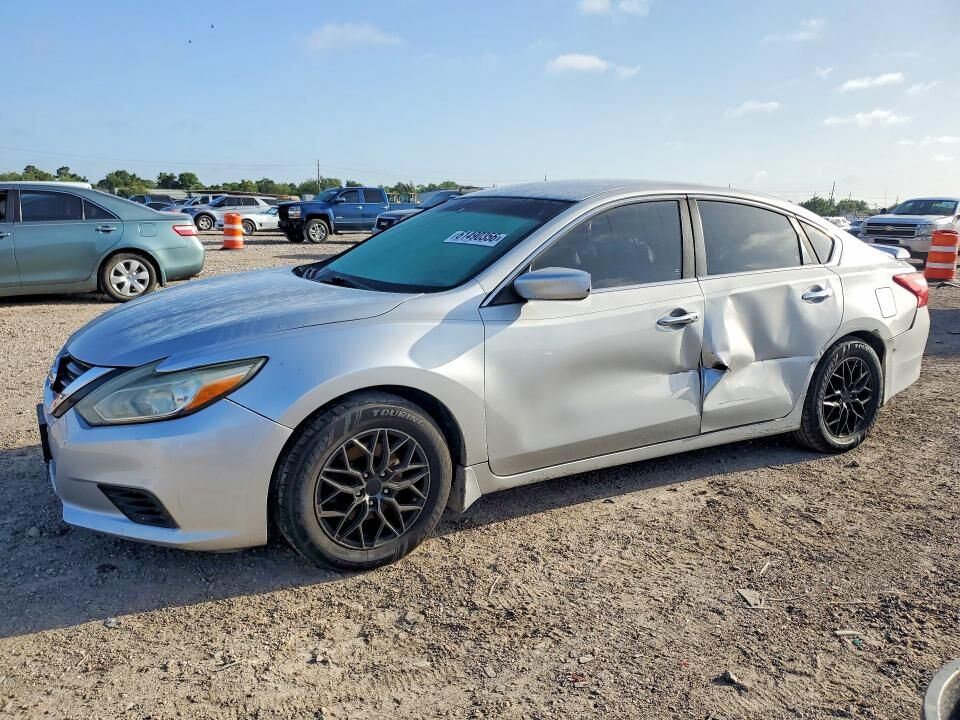 2017 NISSAN Altima