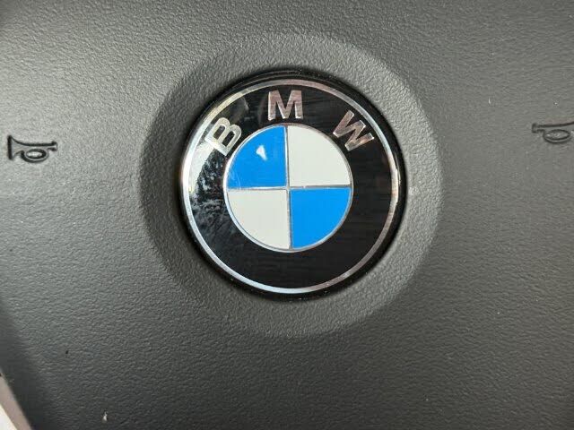 2025 BMW 330i