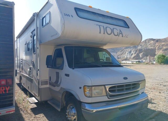 1999 FORD E-450