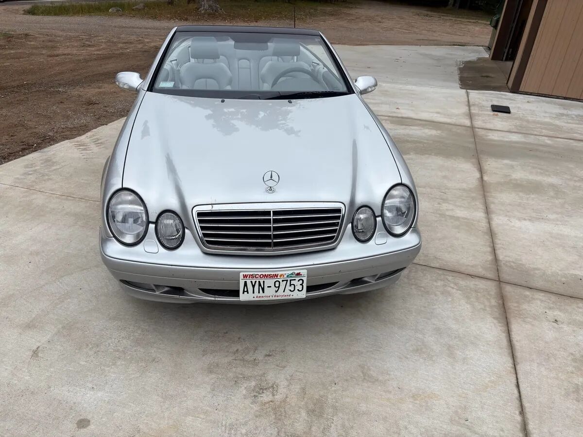 2000 Mercedes-Benz CLK-Class
