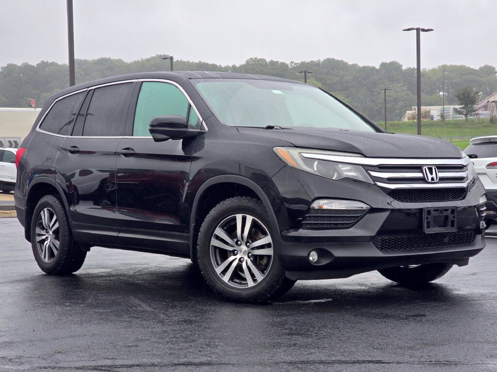 2017 HONDA Pilot