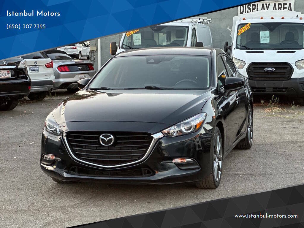 2018 MAZDA Mazda3