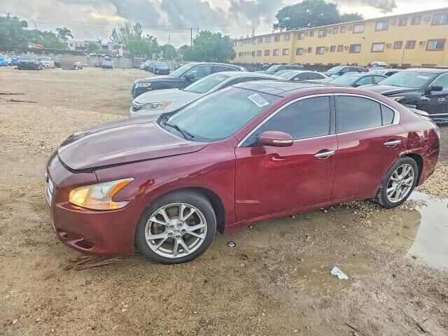 2012 NISSAN Maxima