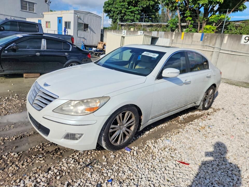 2010 HYUNDAI Genesis