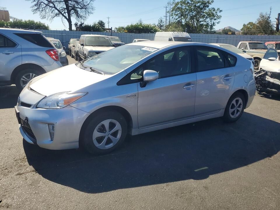 2015 TOYOTA PRIUS