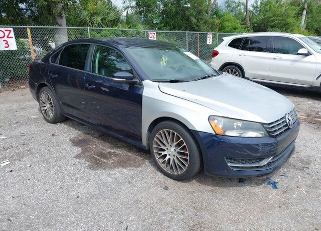 2015 VOLKSWAGEN Passat