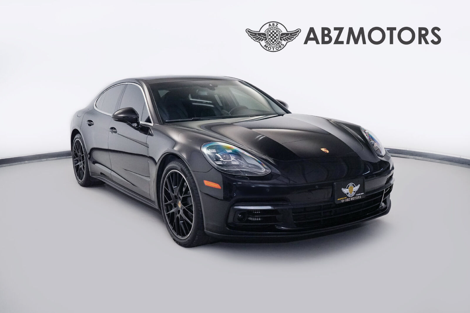 2017 PORSCHE Panamera