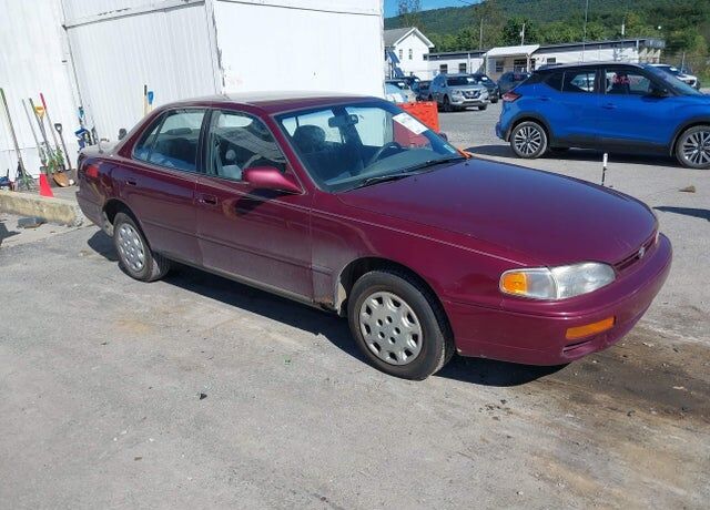1996 TOYOTA Camry