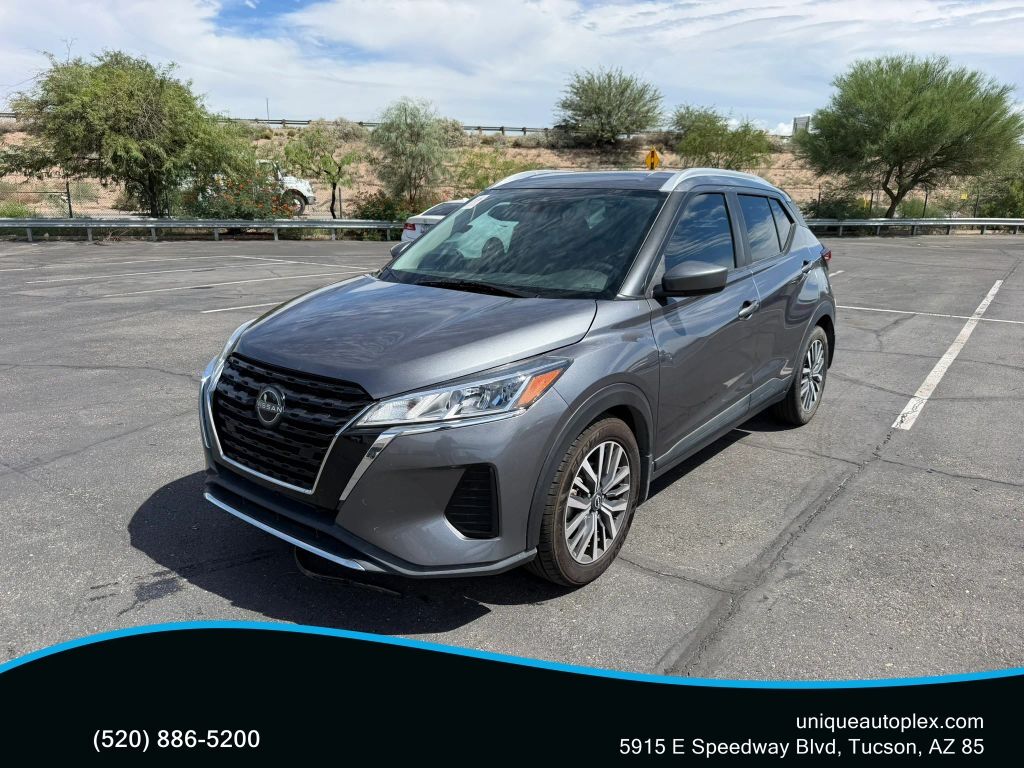 2022 NISSAN Kicks