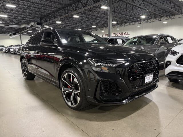 2023 AUDI RS Q8