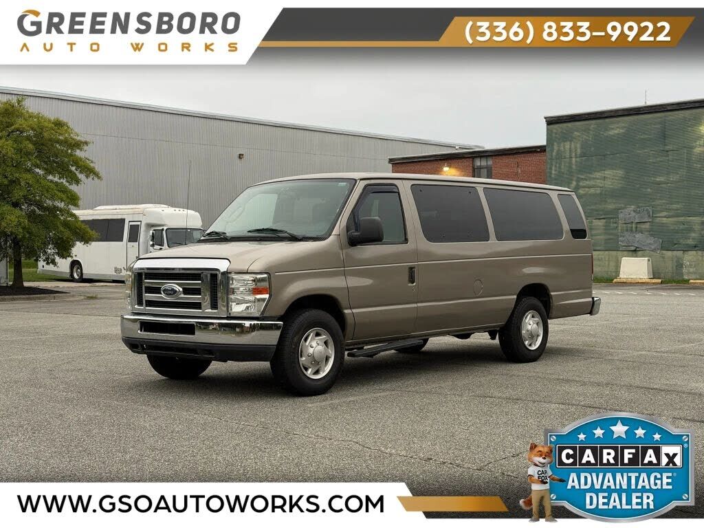 2013 FORD E-350