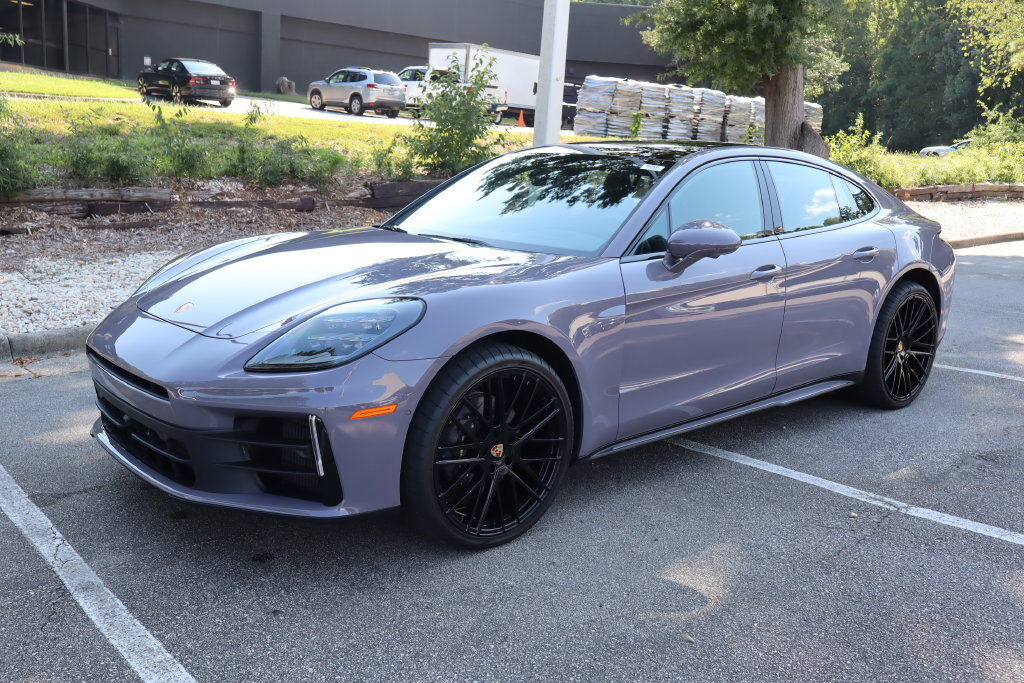 2025 PORSCHE Panamera