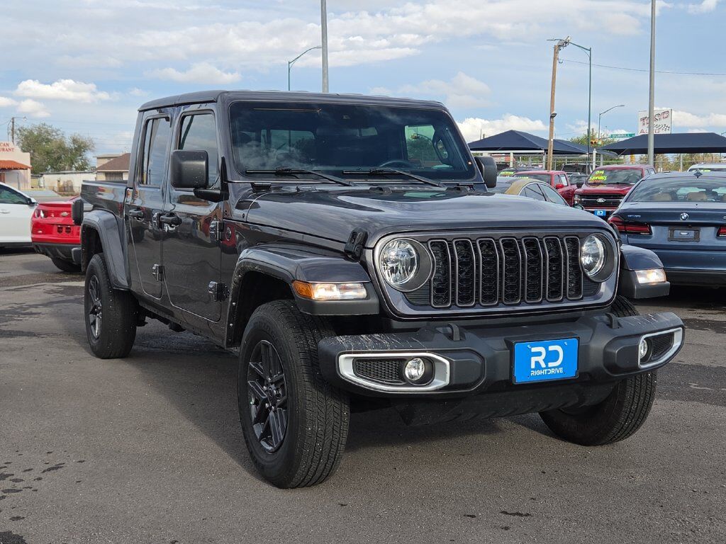 2024 JEEP Gladiator