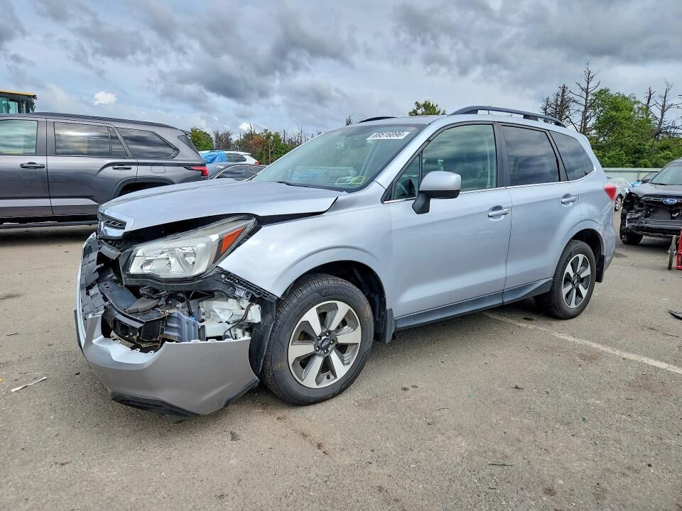 2017 SUBARU Forester