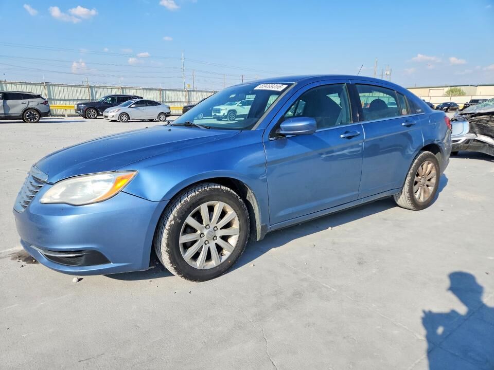 2011 CHRYSLER 200