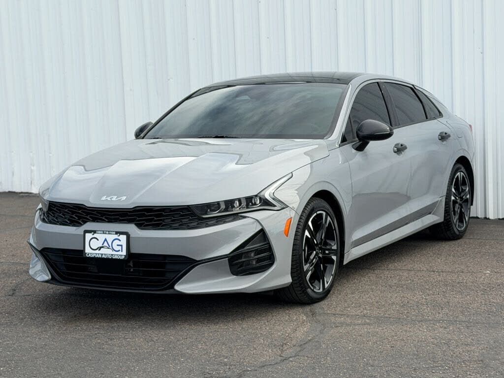 2022 KIA K5