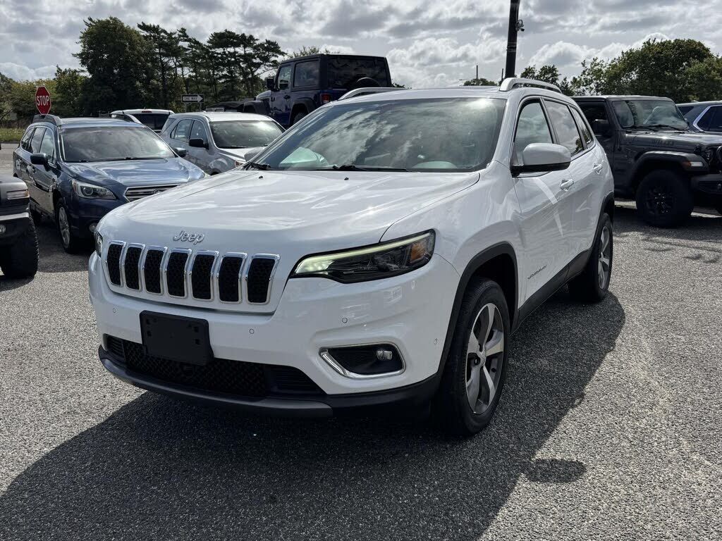 2021 JEEP Cherokee
