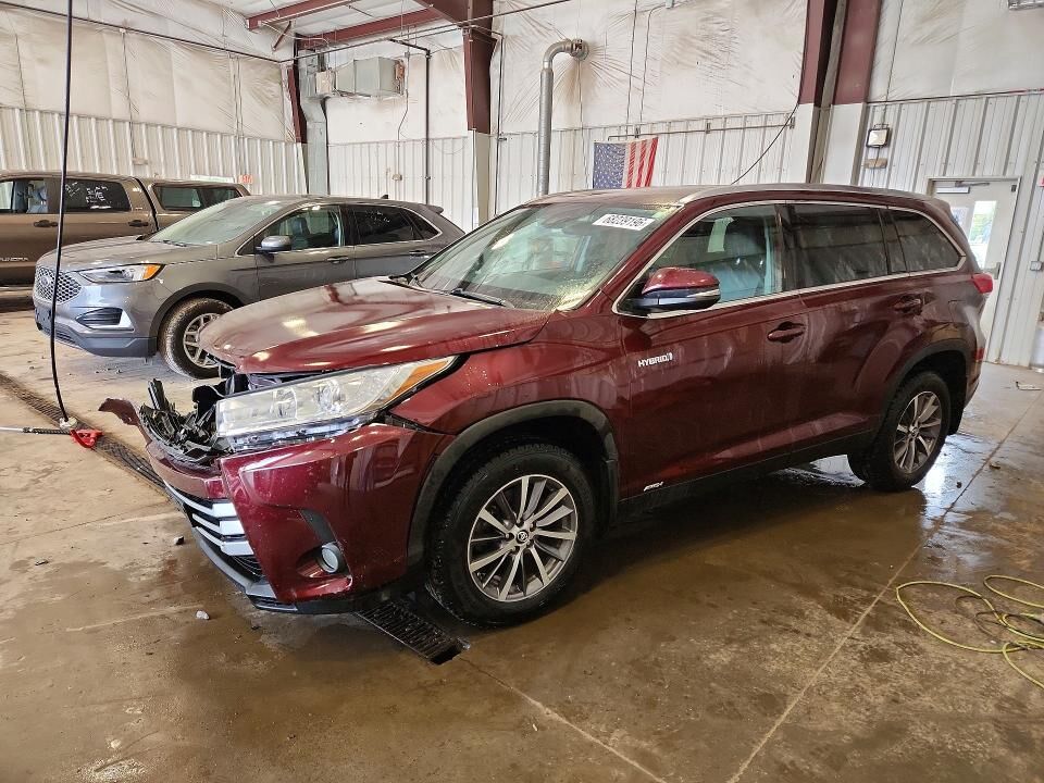 2019 TOYOTA Highlander