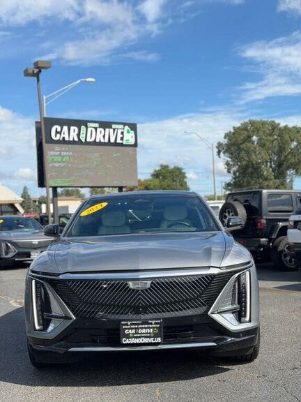 2024 CADILLAC Lyriq