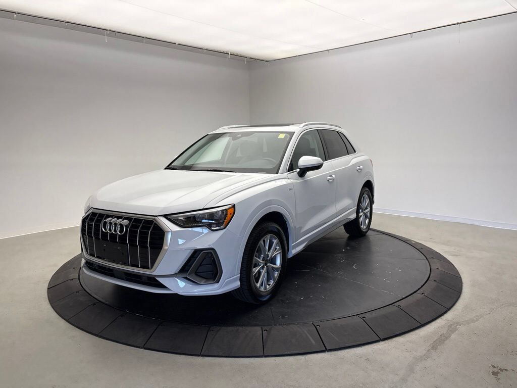 2021 AUDI Q3