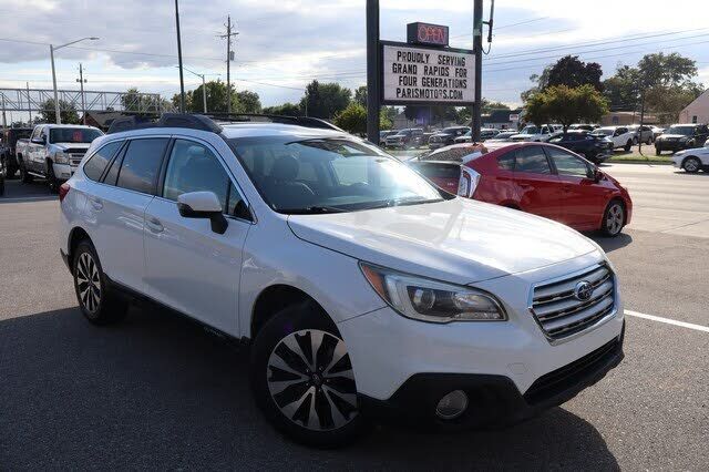 2017 SUBARU Outback