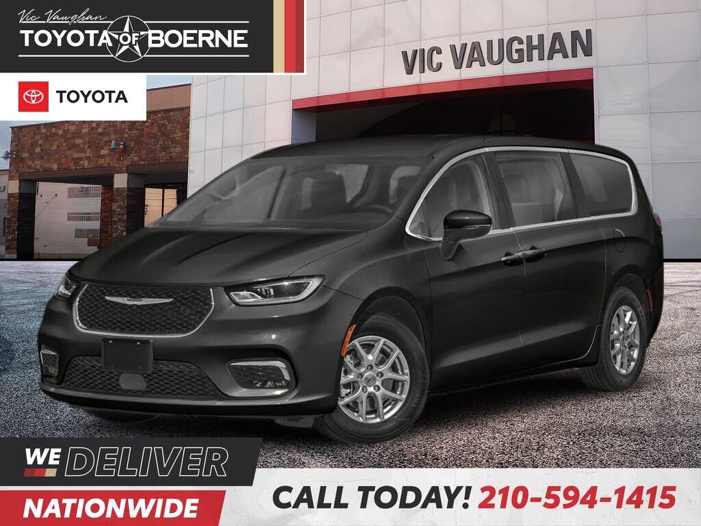 2023 CHRYSLER Pacifica