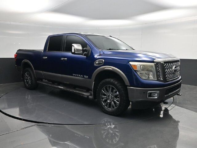 2016 NISSAN Titan