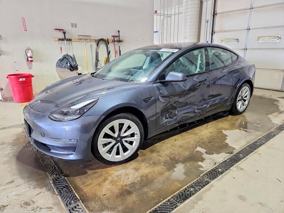 2021 TESLA Model 3
