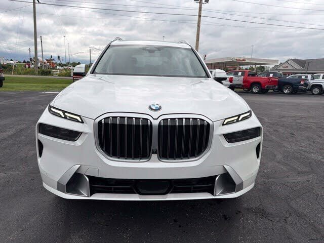 2024 BMW X7